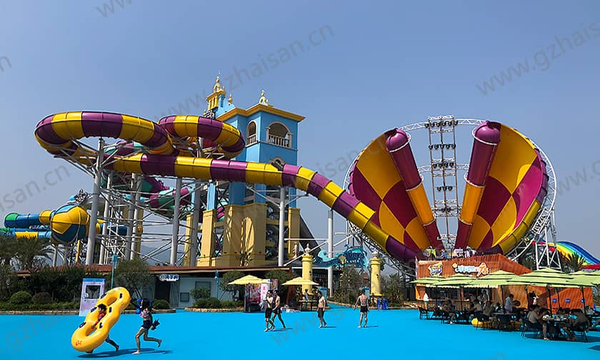 浙江宁波大目湾阿拉的海水上乐园超级龙卷风滑道