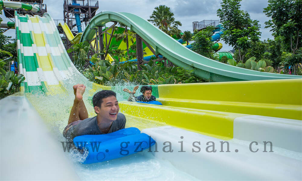 水上乐园设备制造商：打造刺激的亲水天堂
