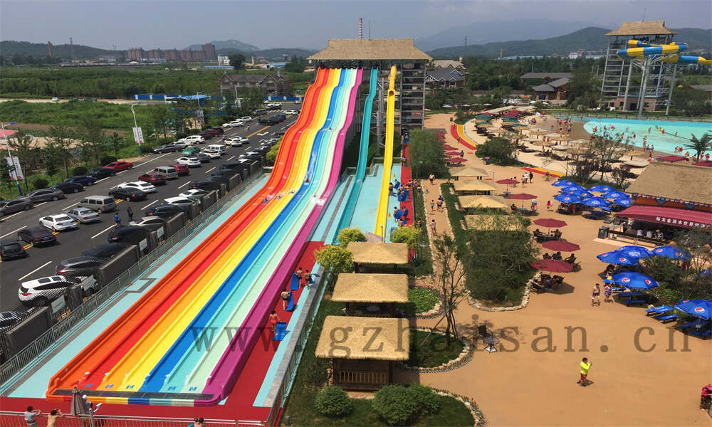 水上乐园规划中的场地选择要考虑哪些因素？