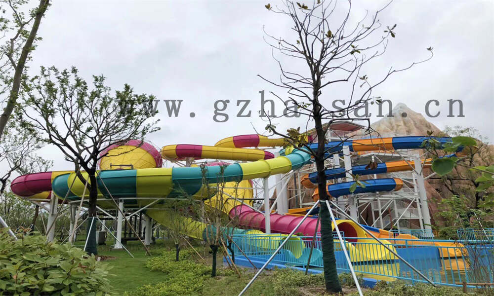 大象水滑梯：亲子游乐新体验