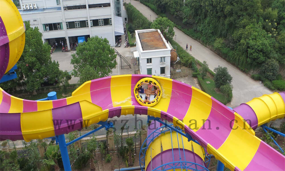 巧用水上乐园设备搭配，打造受欢迎的园子